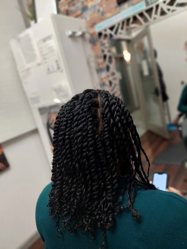 Bella X'press Salon — Hair salon in Duluth